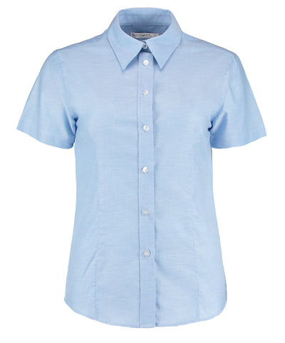 Blusa Oxford de manga corta para mujer en el entorno laboral (ajuste entallado) | Azul Claro