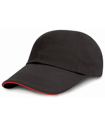Junior Heavyweight Low-Profile Cap aus gebürsteter Baumwolle mit kontrastierendem Schirm | Schwarz/Rot
