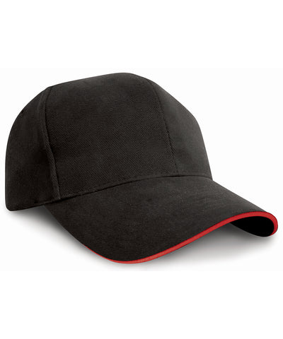 Gorra de algodn pesado estilo profesional con visera de contraste | Negro/Rojo