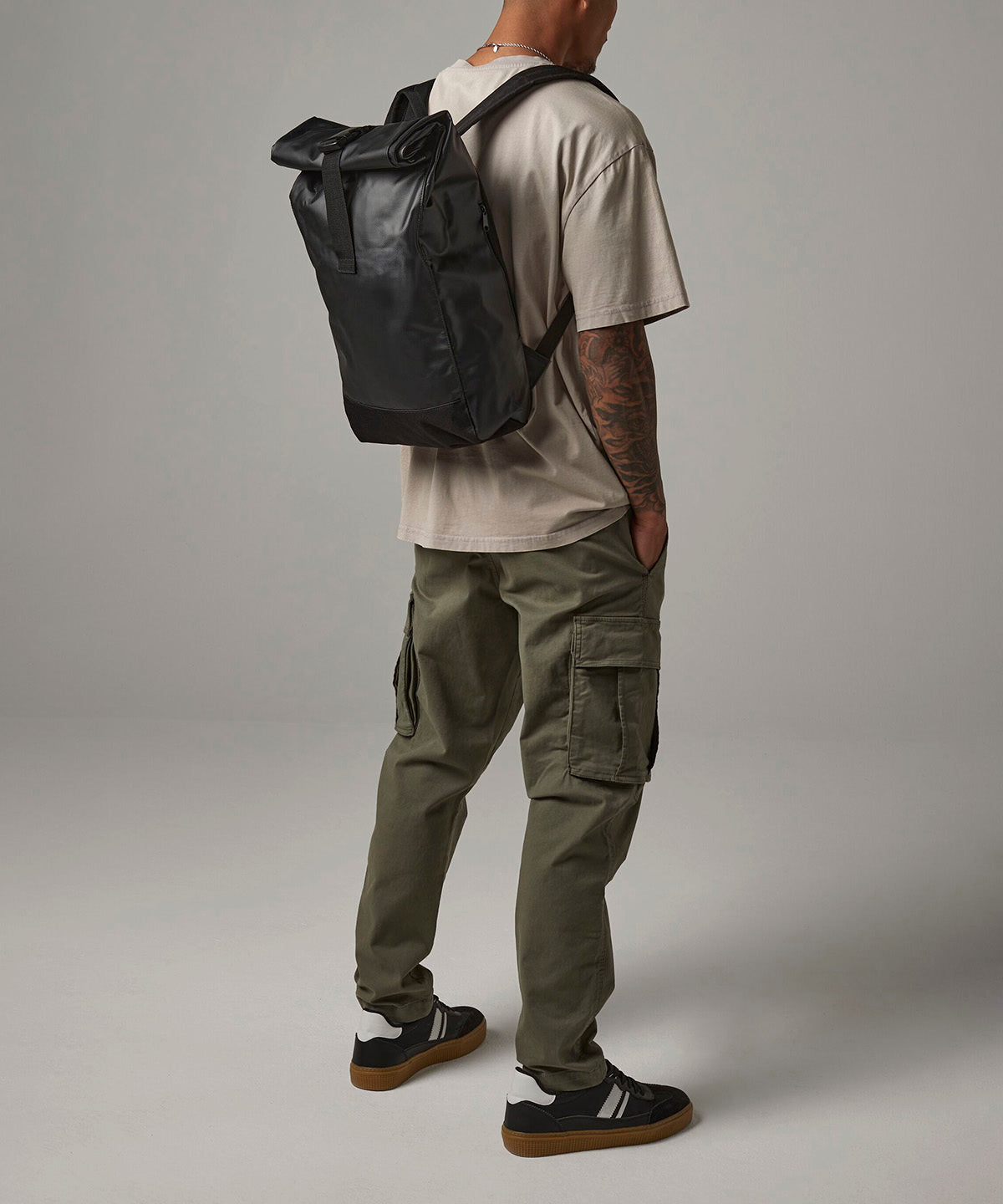 Mochila enrollable con lona | Negro