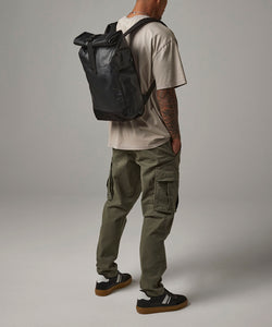 Mochila enrollable con lona | Negro