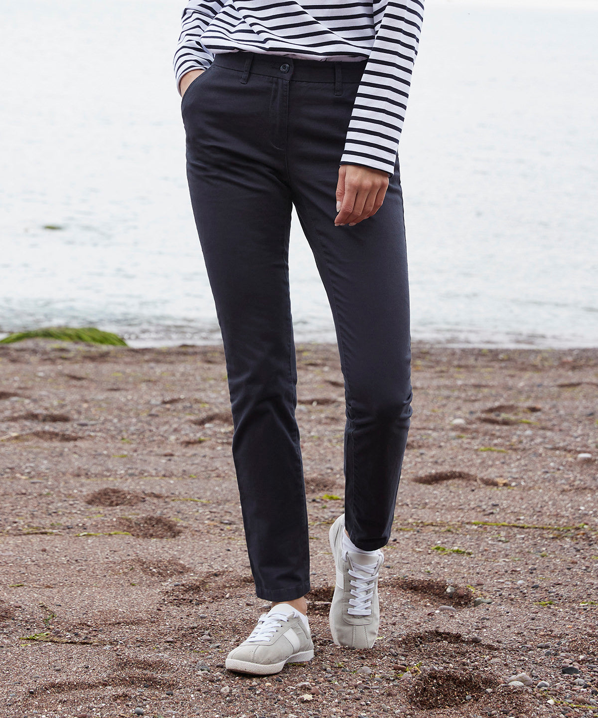 Pantalones chinos elsticos de mujer | Azul Marino - Azul Profundo