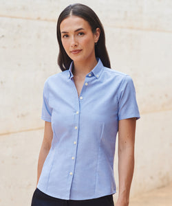 Camisa Oxford de manga corta moderna para mujer | Blanco