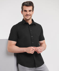 Camisa entallada de manga corta fcil de cuidar | Negro