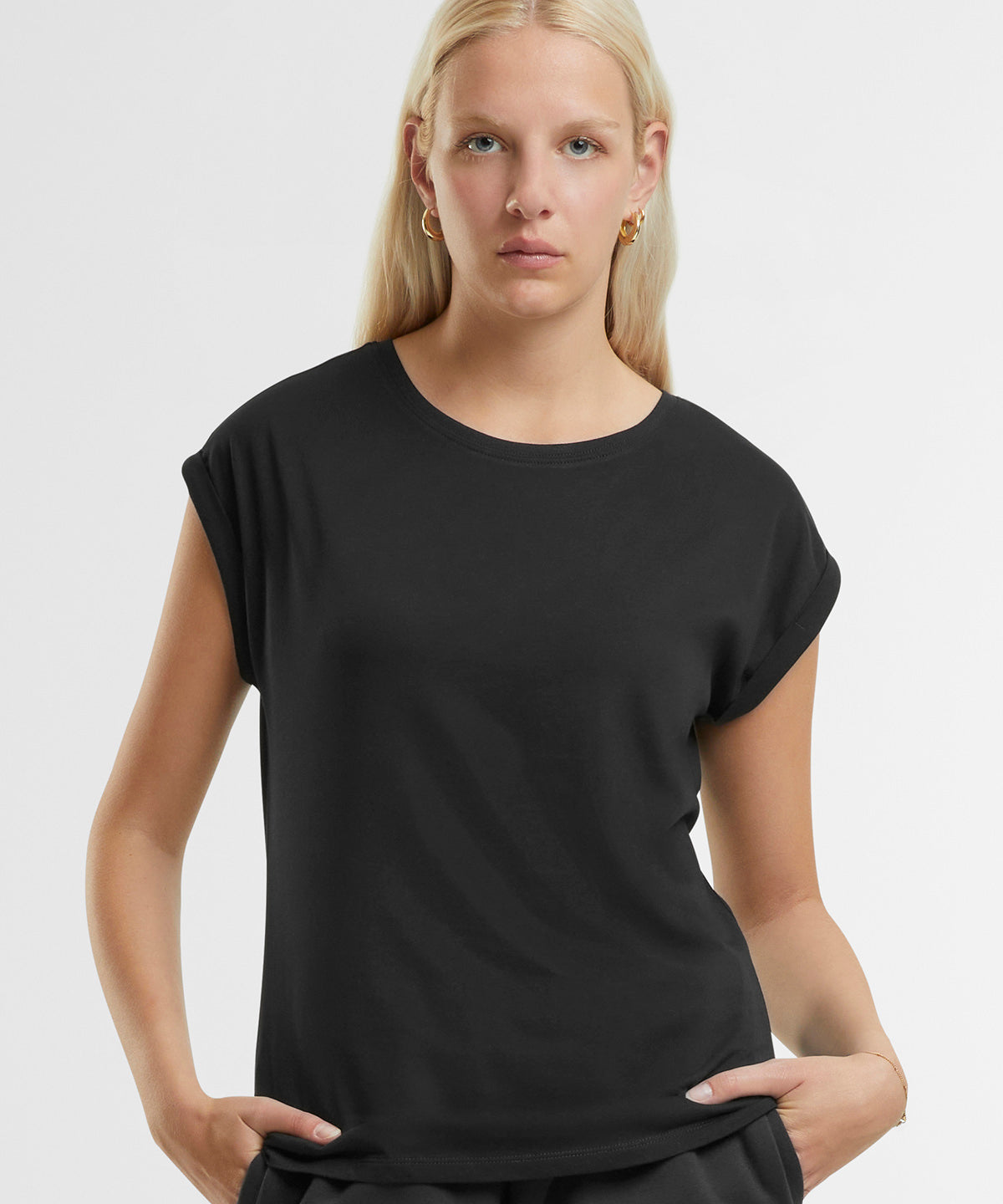 Camiseta de mujer con hombros caídos regulares | Negro