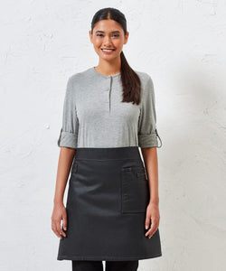 Delantal de cintura de mezclilla con aspecto encerado Division | Denim Negro/Marrn