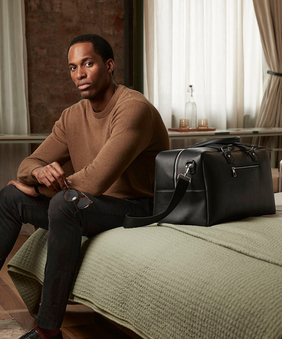 Neceser de lujo de polipiel a medida | Negro