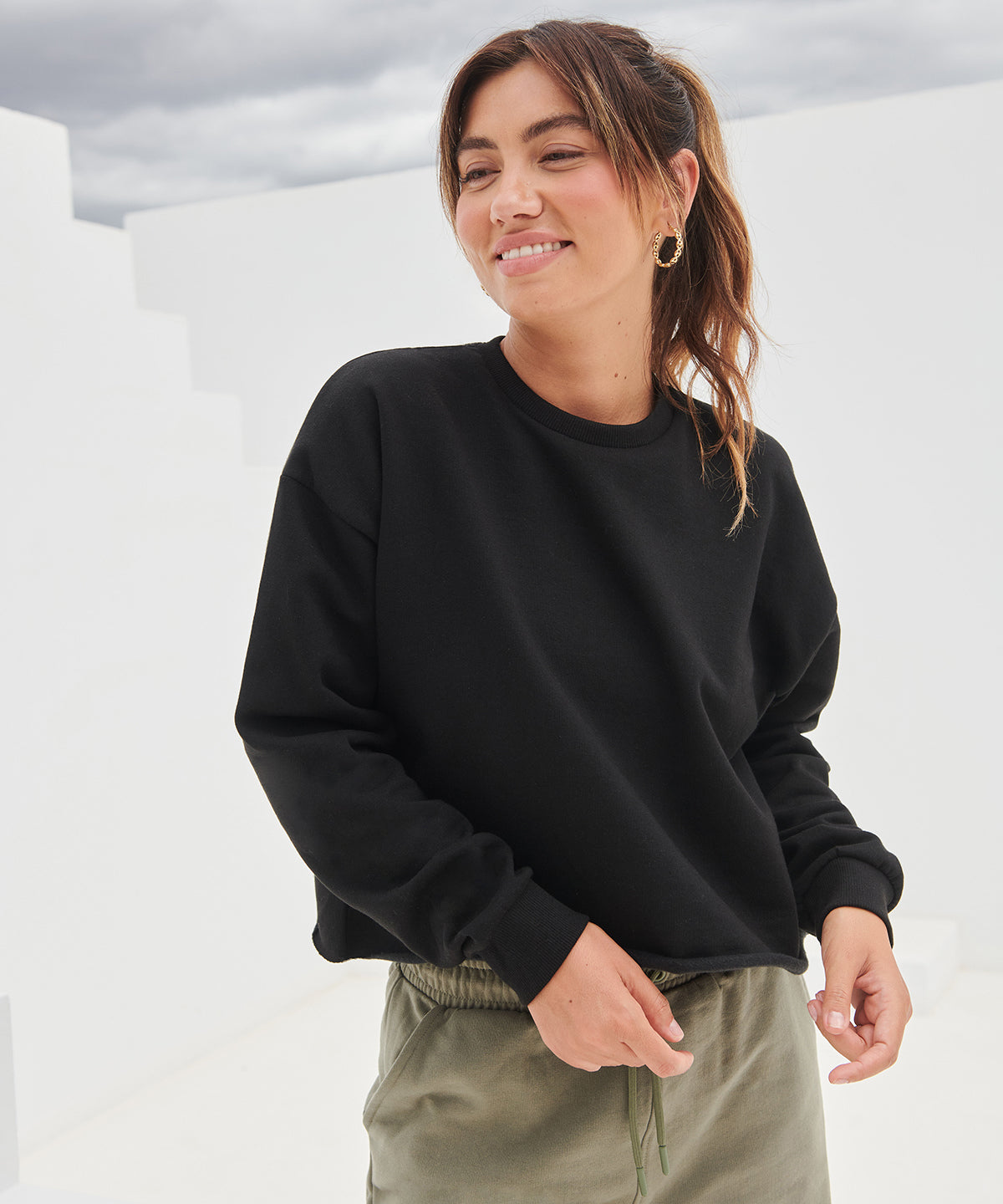 Sudadera corta de mujer Coolplus® | Negra Profunda