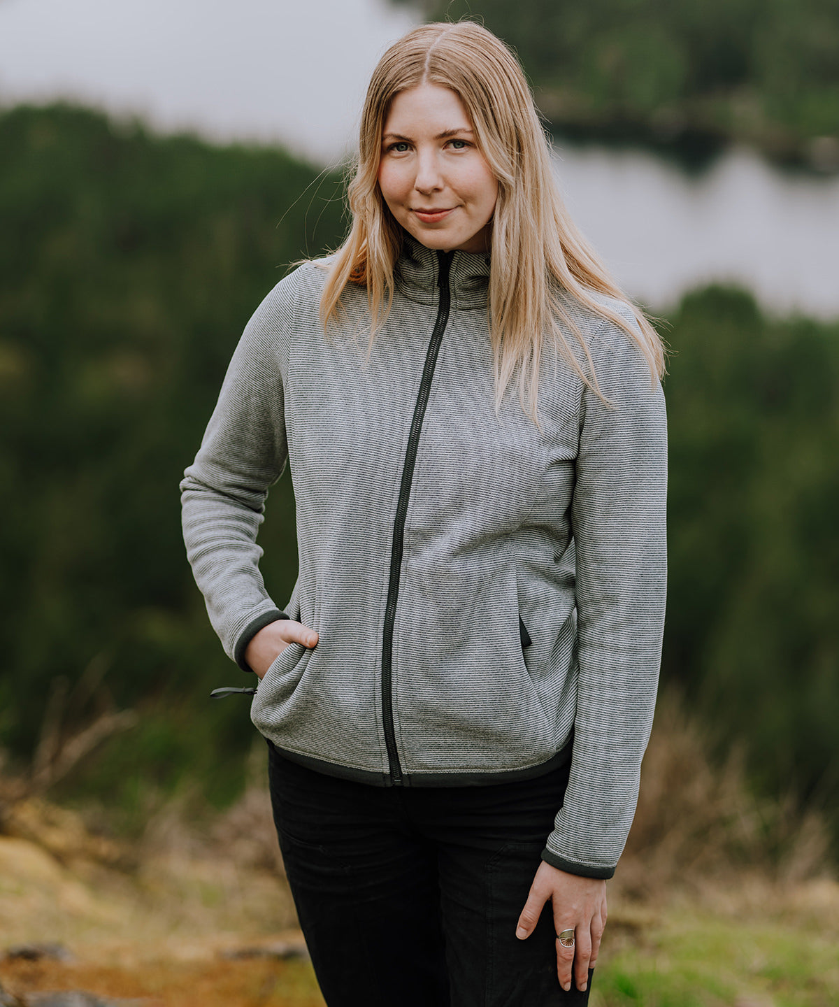 Medusa Fleece Hoodie für Damen | Zinkstreifen