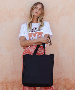 Bolso clásico de algodón de comercio justo | Negro