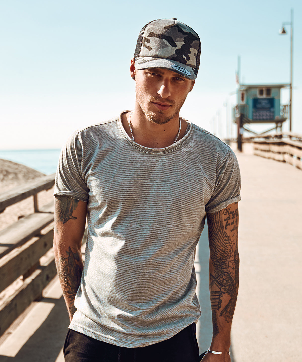 Gorra camionera de camuflaje (6606C) | Camuflaje Oscuro/Negro